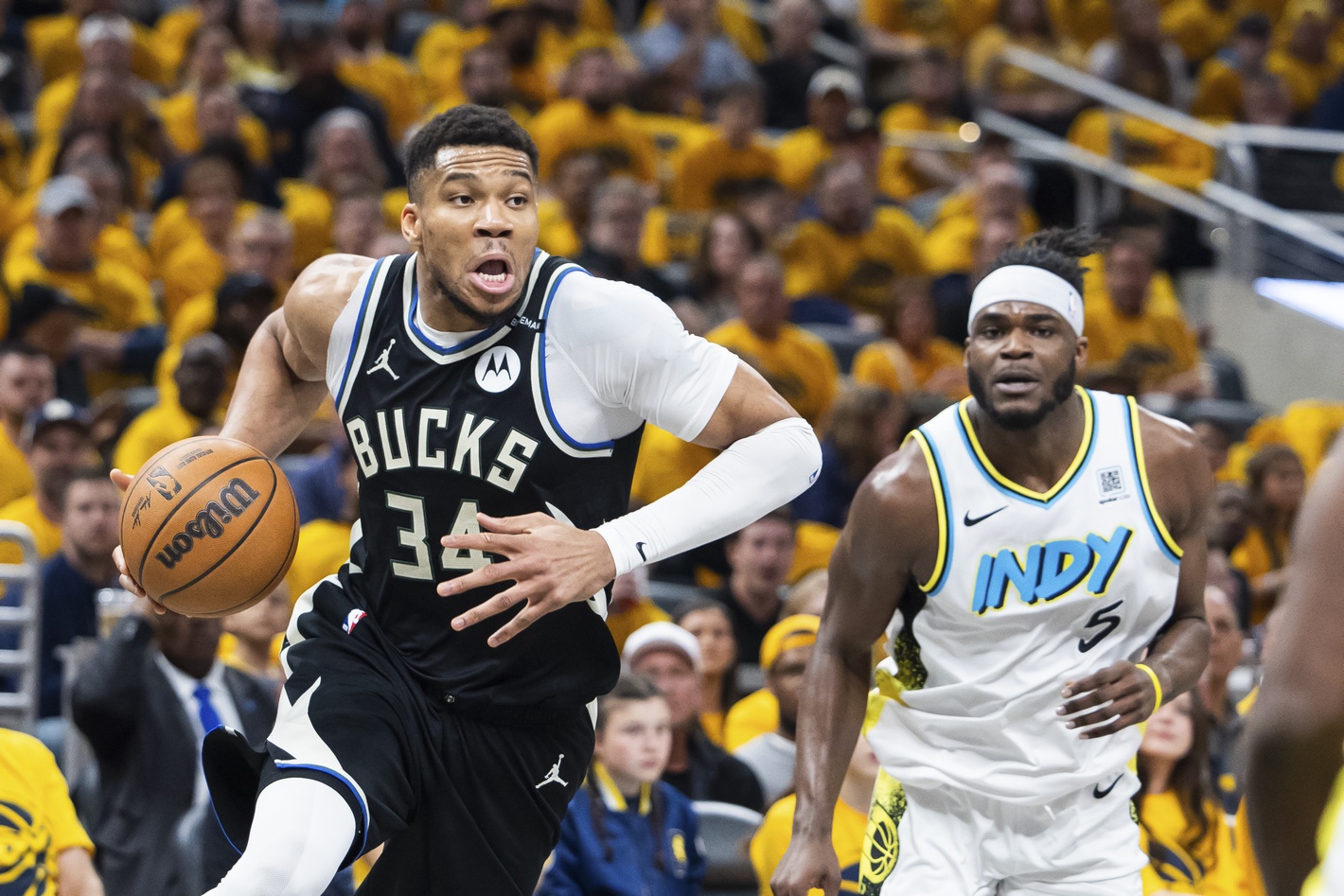 Power Forward Giannis Antetoukounmpo