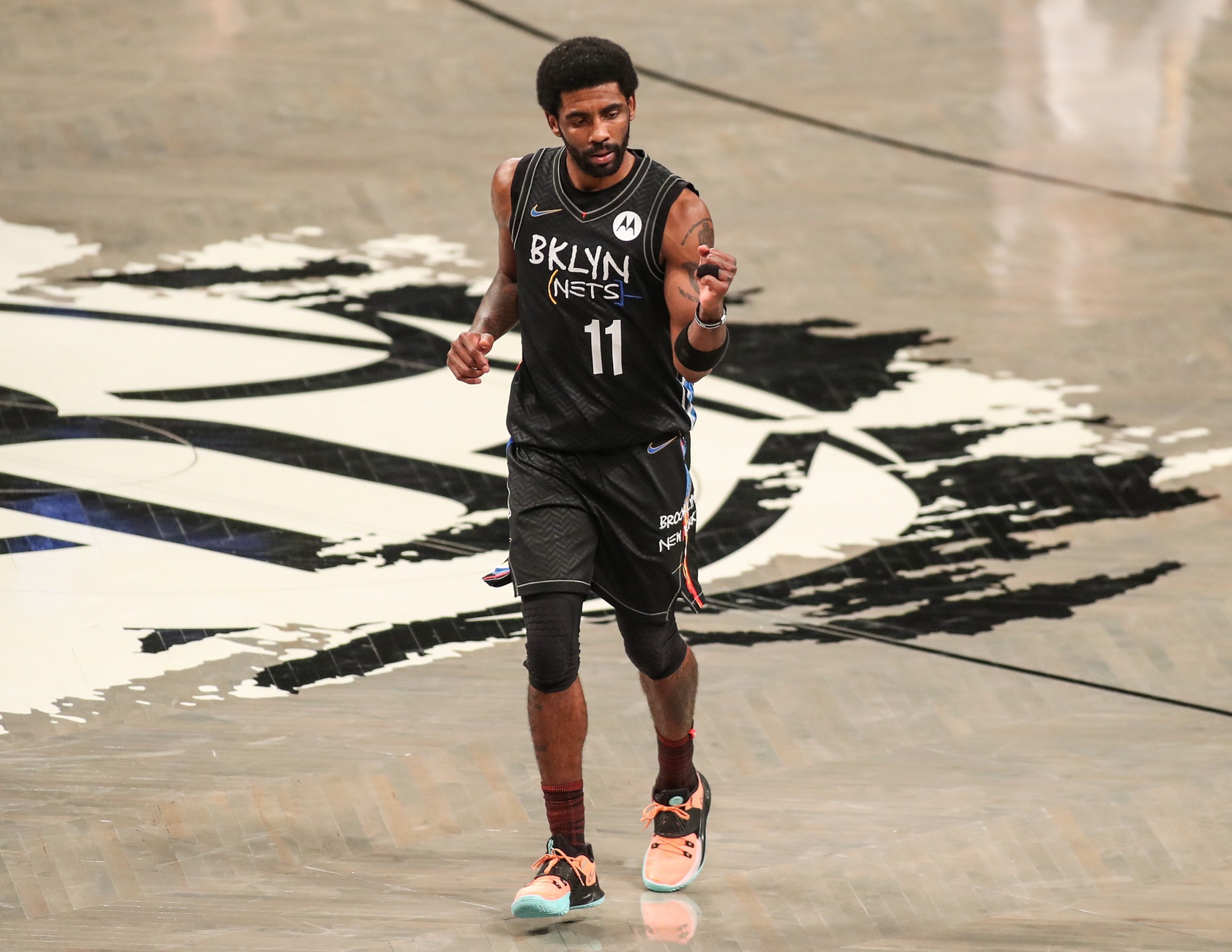 Brooklyn Nets guard Kyrie Irving (11)
