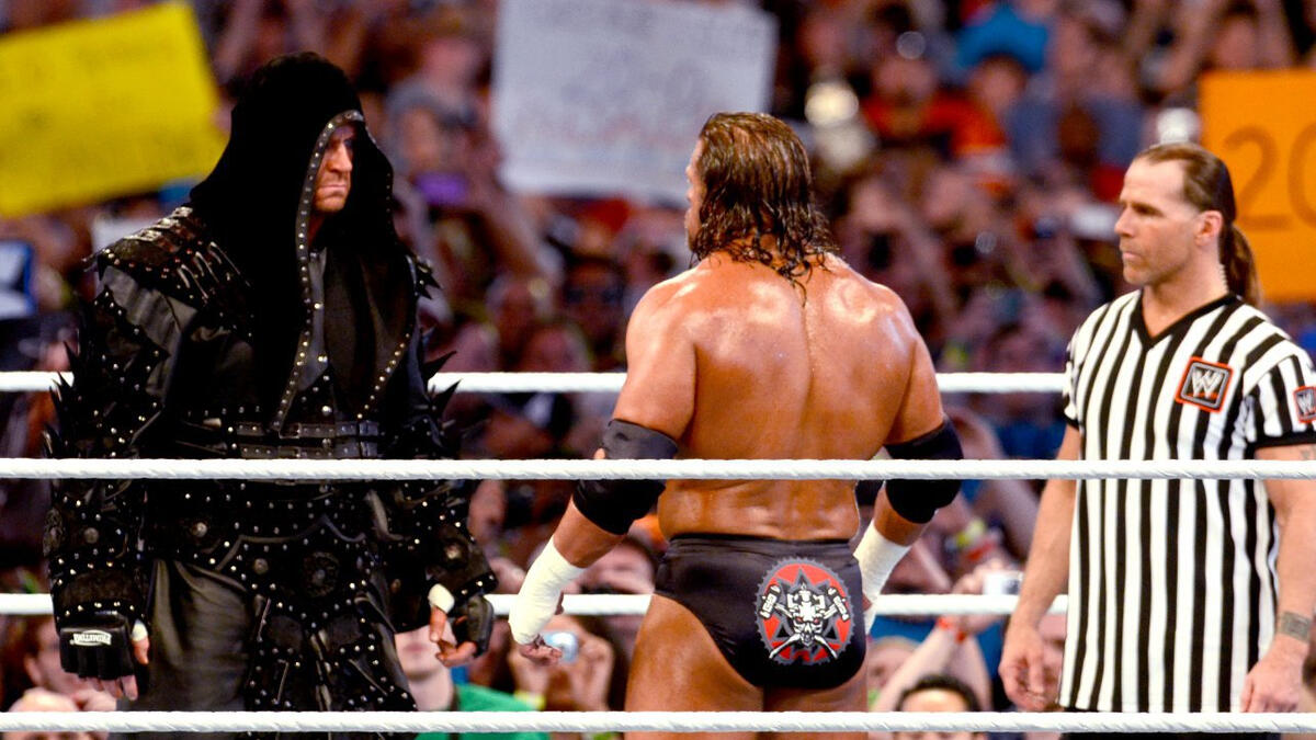 1 Triple H vs. The Undertaker – WrestleMania 28 Hell in a Cell 2012